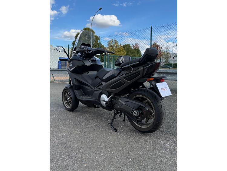 KYMCO CV3 550