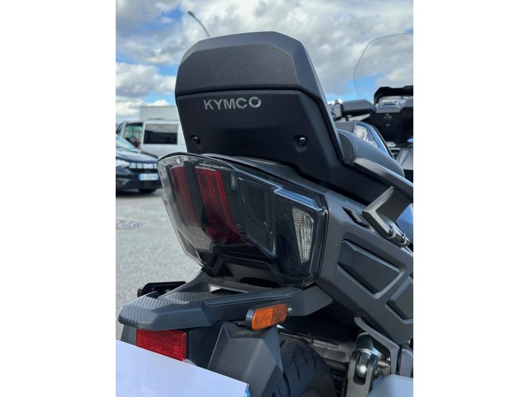 KYMCO CV3 550