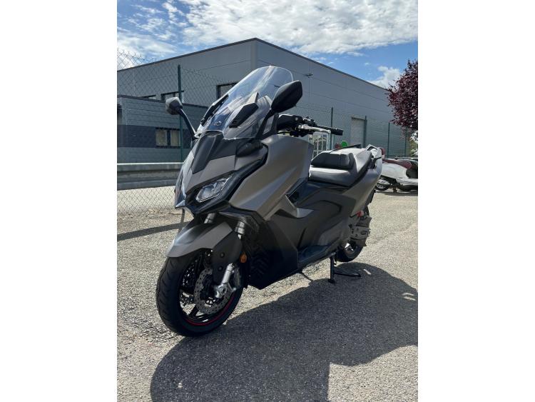 KYMCO AK PREMIUM