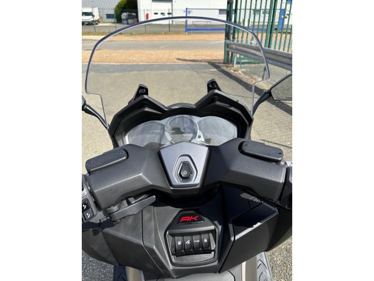 KYMCO AK PREMIUM