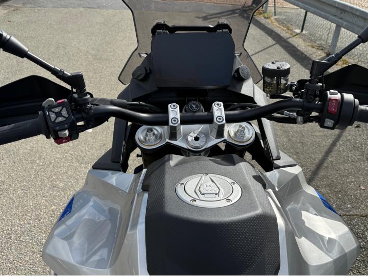 VOGE DS900X