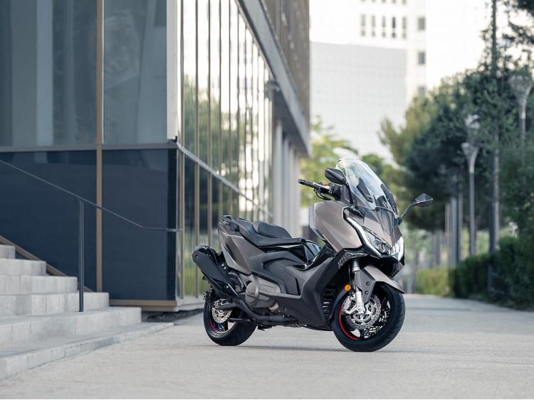 KYMCO AK PREMIUM